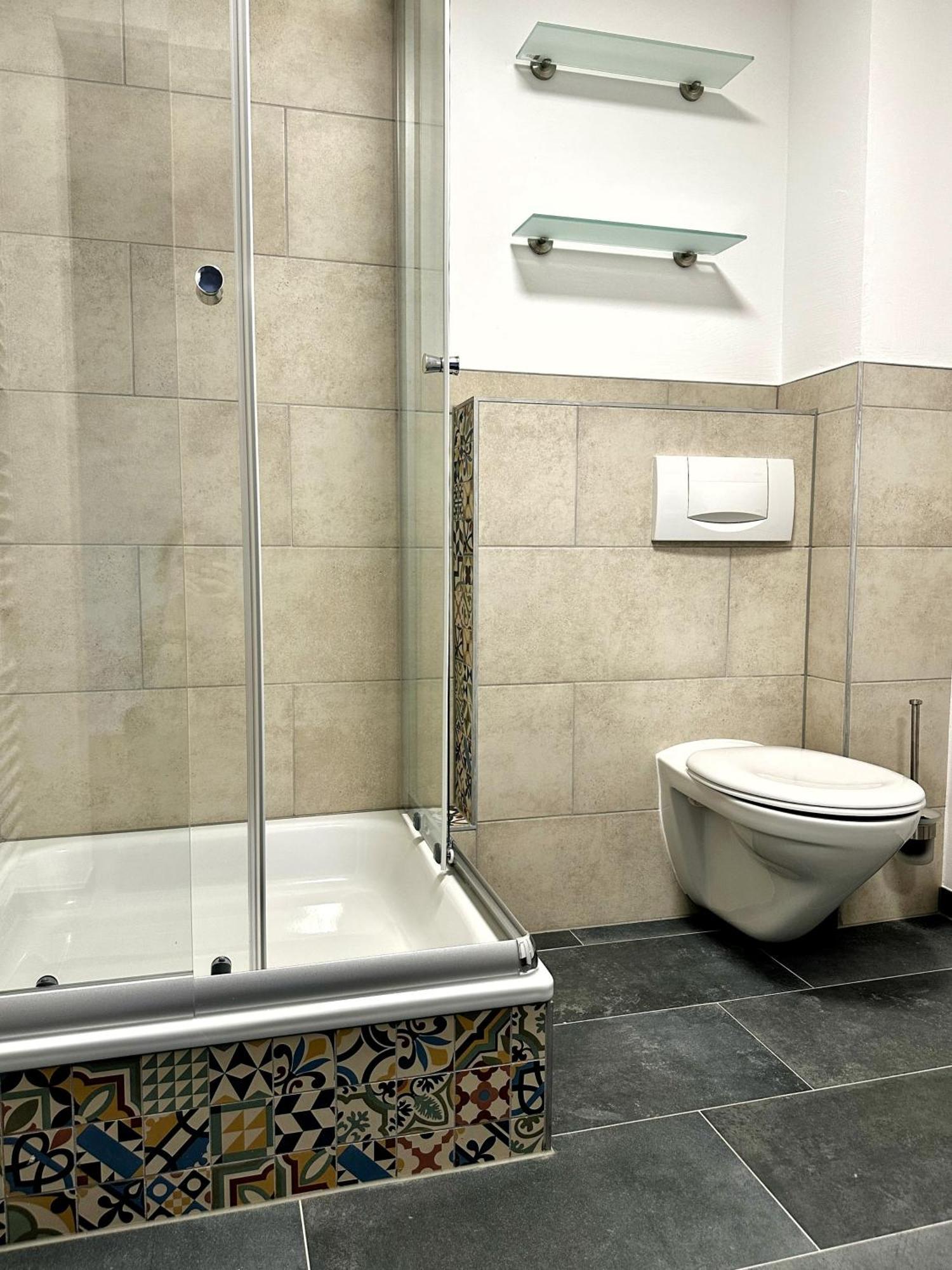 Speyerbach - Modernes Nahe Neustadter Innenstadt Apartment